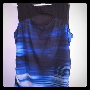 Peekaboo cleavage tank